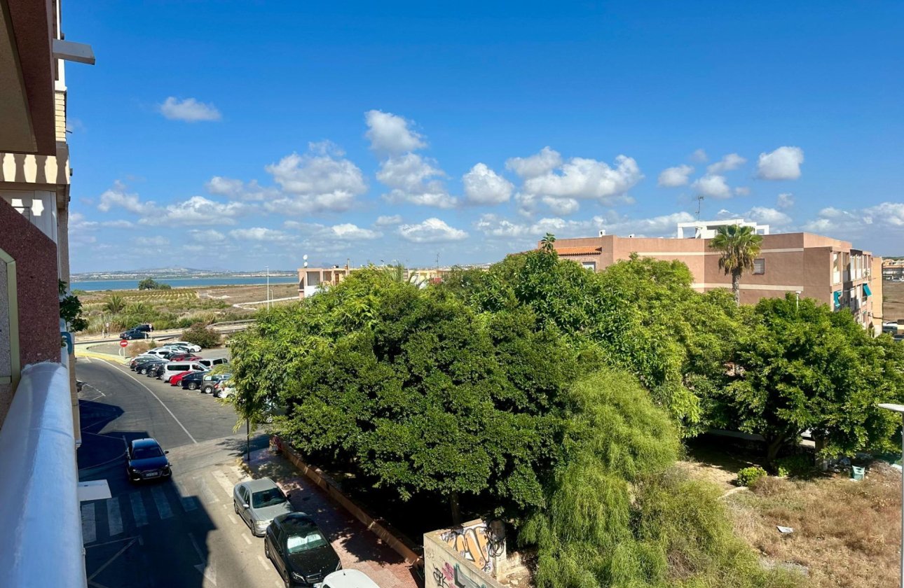Reventa - Apartamento / piso - Torrevieja - La Mata pueblo