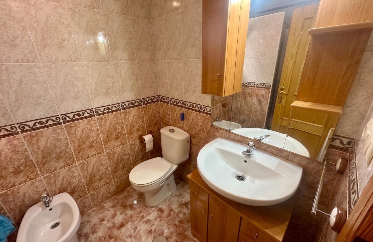 Reventa - Apartamento / piso - Torrevieja - La Mata pueblo