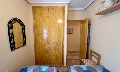 Reventa - Apartamento / piso - Torrevieja - La Mata pueblo