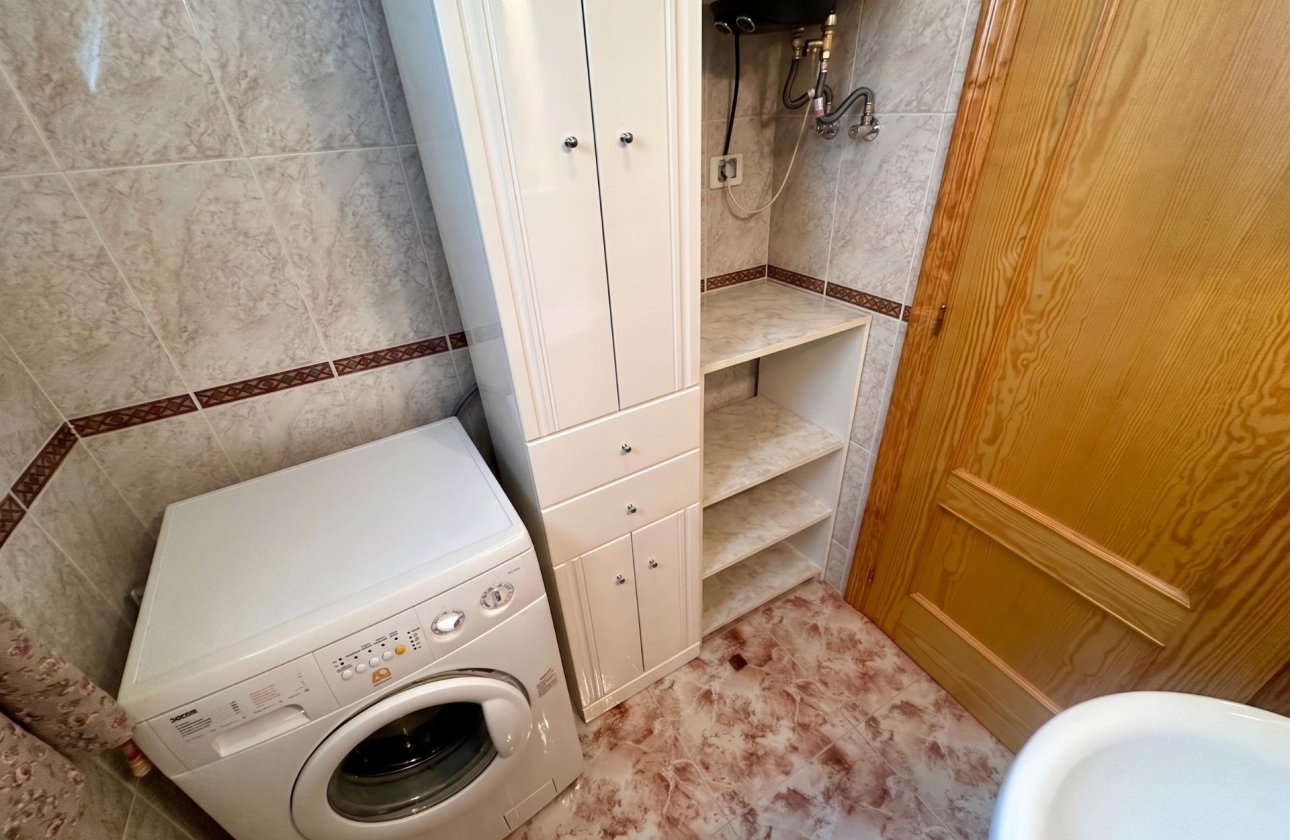 Reventa - Apartamento / piso - Torrevieja - La Mata pueblo