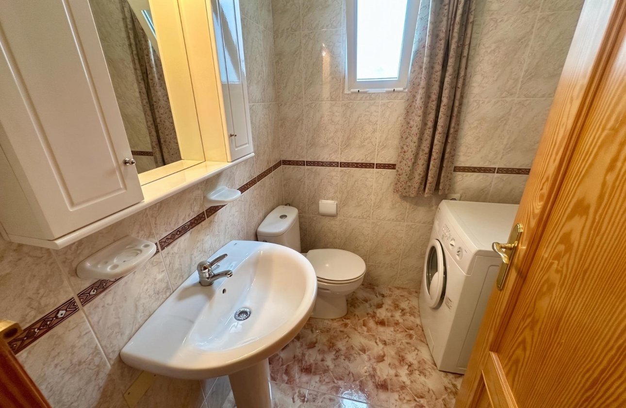 Reventa - Apartamento / piso - Torrevieja - La Mata pueblo