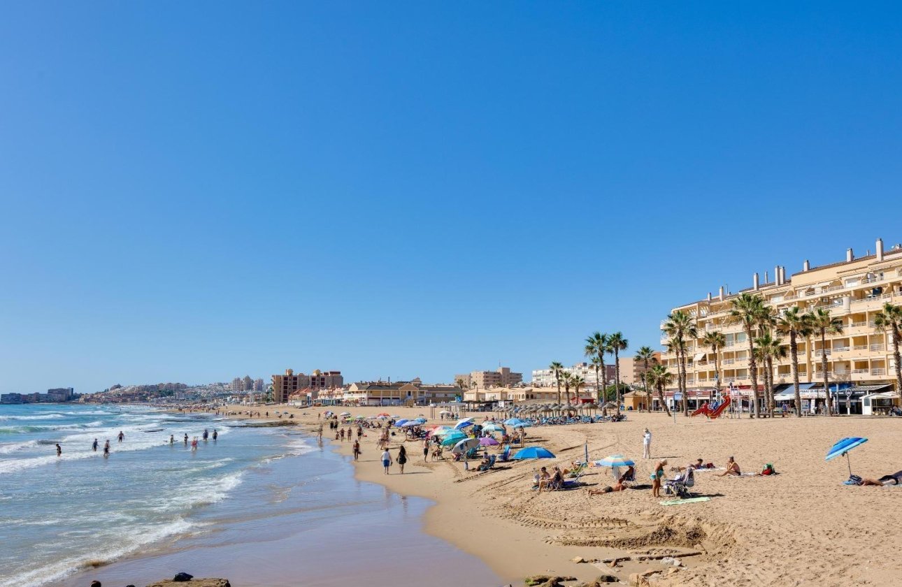 Reventa - Apartamento / piso - Torrevieja - La Mata pueblo