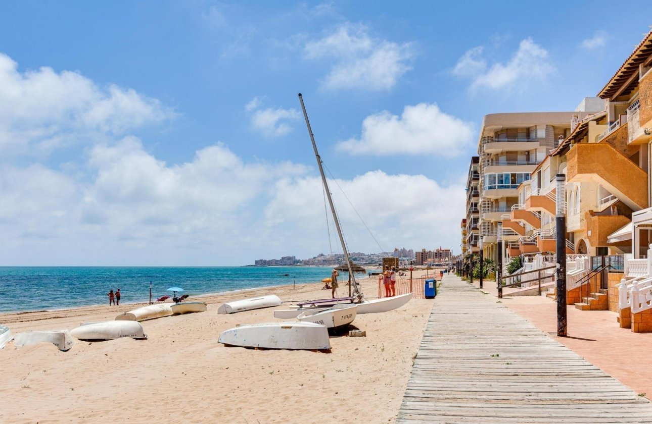 Reventa - Apartamento / piso - Torrevieja - La Mata pueblo
