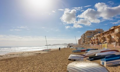 Reventa - Apartamento / piso - Torrevieja - La Mata pueblo