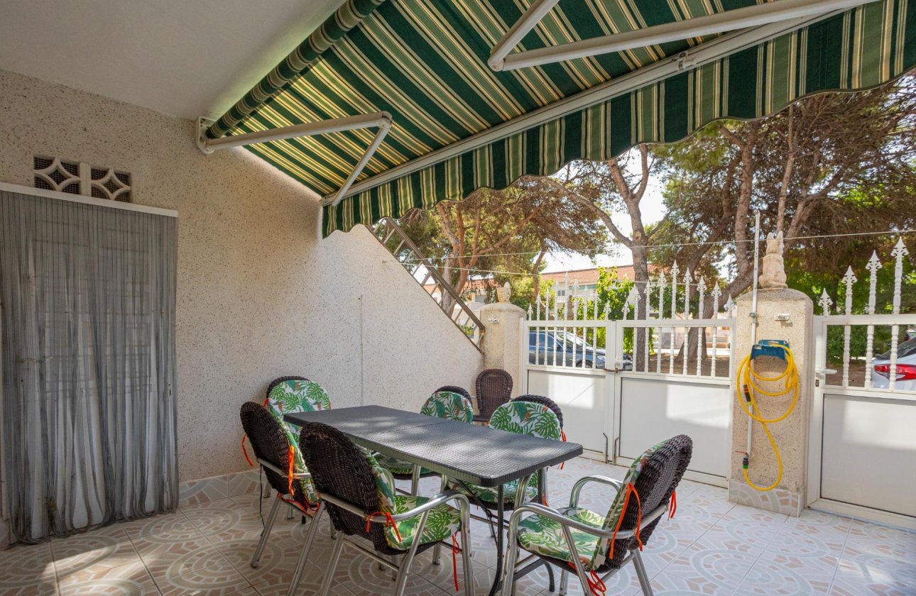 Resale - Bungalow - Torrevieja - Playa de los Naufragos
