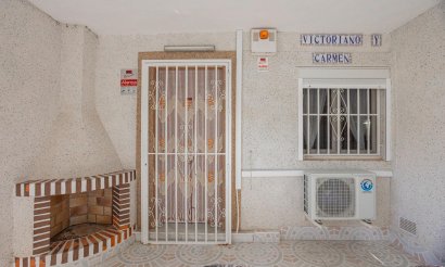 Resale - Bungalow - Torrevieja - Playa de los Naufragos