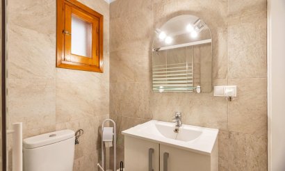 Resale - Bungalow - Torrevieja - Playa de los Naufragos