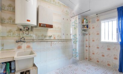Resale - Bungalow - Torrevieja - Playa de los Naufragos
