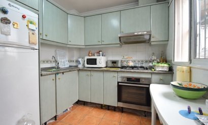 Resale - Villa / Semi detached - Orihuela Costa - La Zenia