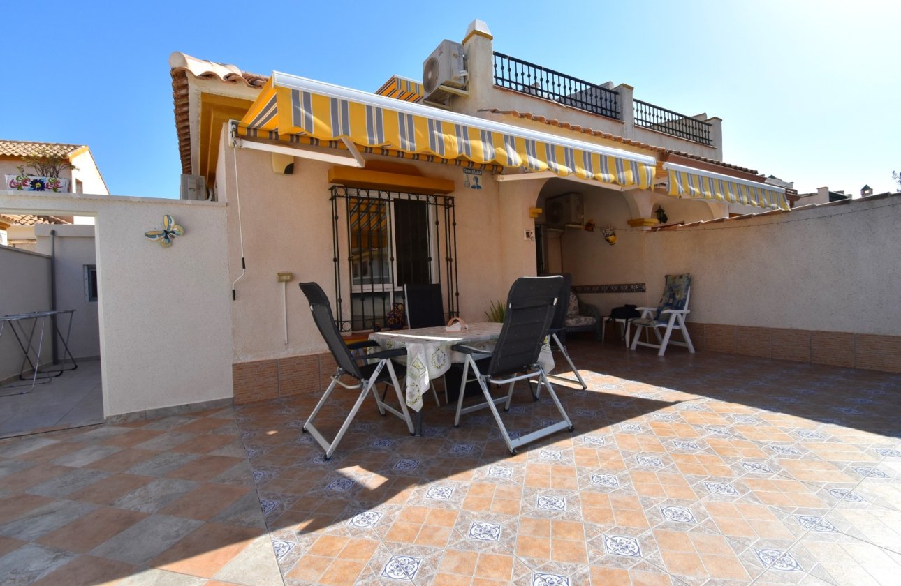 Resale - Villa / Semi detached - Orihuela Costa - La Zenia