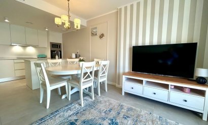 Resale - Apartment / flat - Dehesa de Campoamor - Campoamor