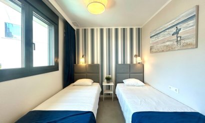 Resale - Apartment / flat - Dehesa de Campoamor - Campoamor