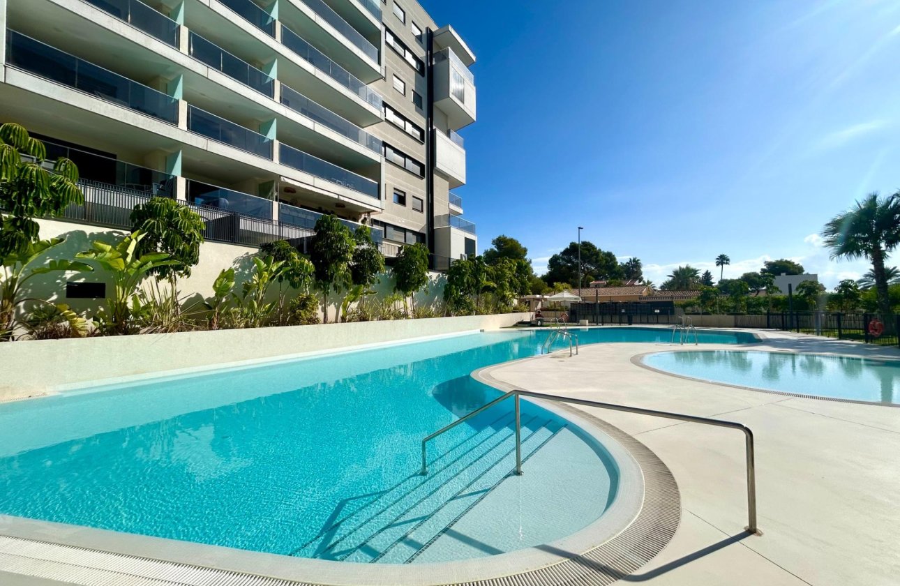 Resale - Apartment / flat - Dehesa de Campoamor - Campoamor