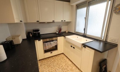 Resale - Apartment / flat - Torrevieja - torrevieja