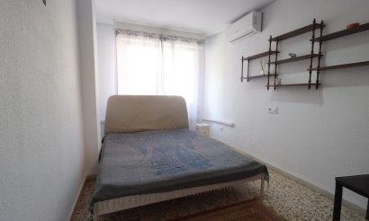 Resale - Apartment / flat - Torrevieja - torrevieja