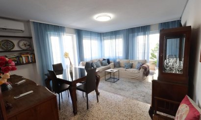 Resale - Apartment / flat - Torrevieja - torrevieja