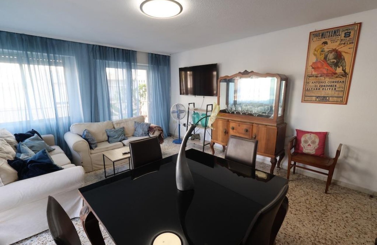 Resale - Apartment / flat - Torrevieja - torrevieja