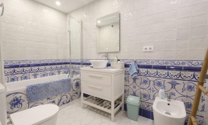 Resale - Apartment / flat - Torrevieja - torrevieja