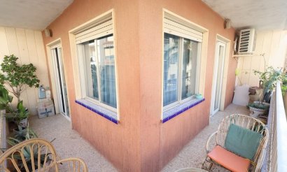 Resale - Apartment / flat - Torrevieja - torrevieja
