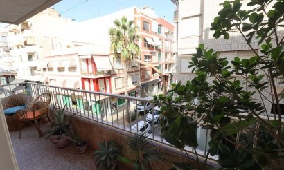 Resale - Apartment / flat - Torrevieja - torrevieja