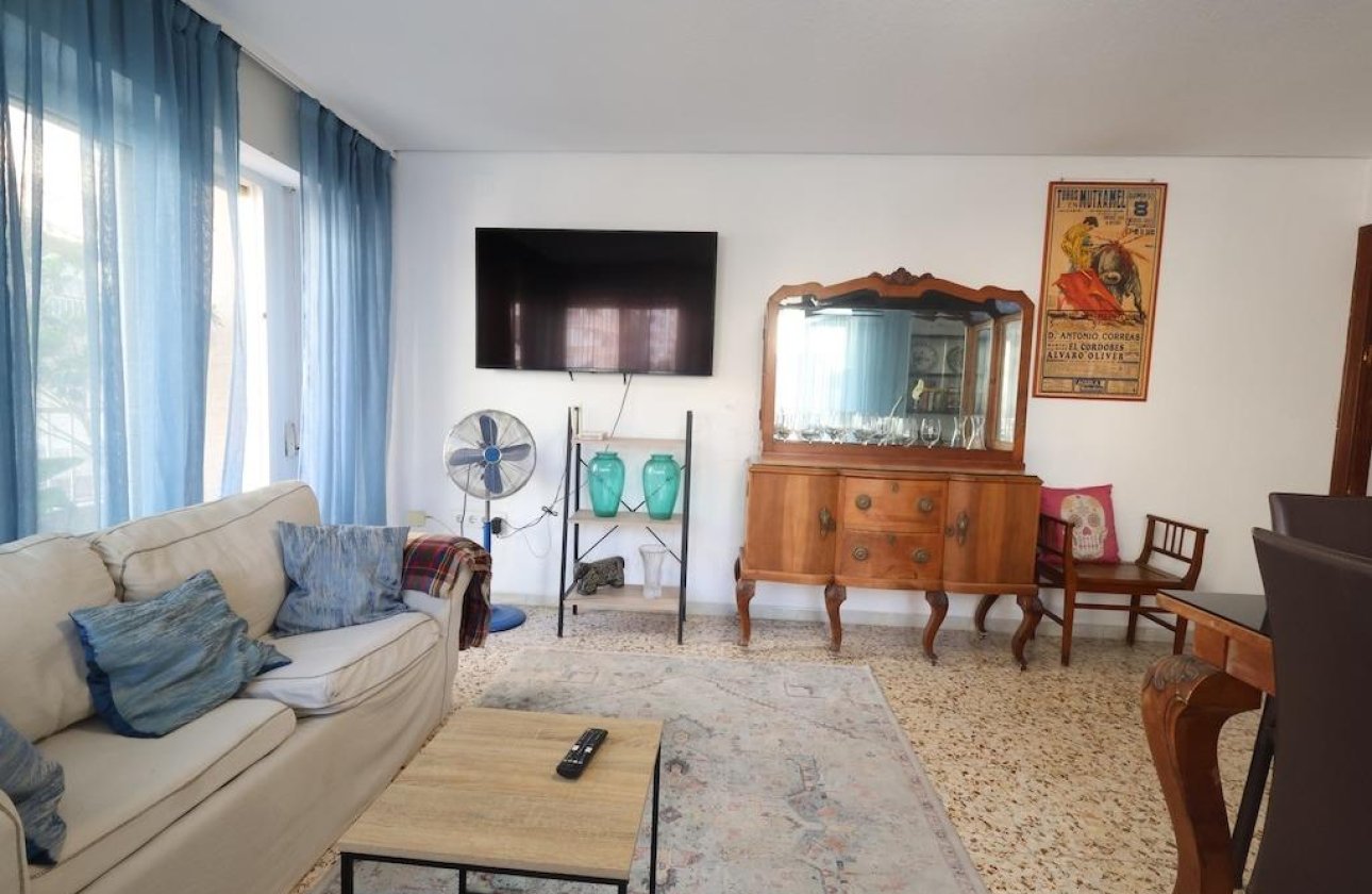 Resale - Apartment / flat - Torrevieja - torrevieja