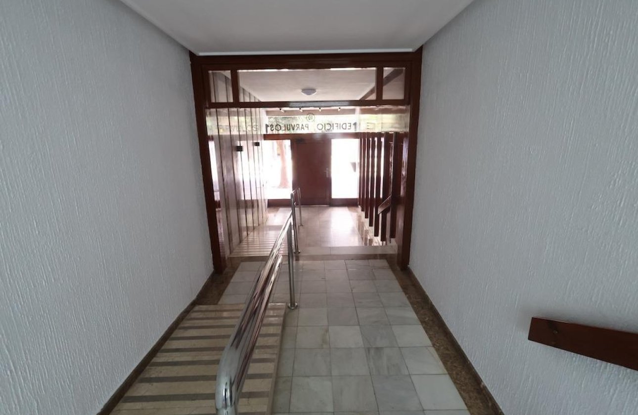 Resale - Apartment / flat - Torrevieja - torrevieja