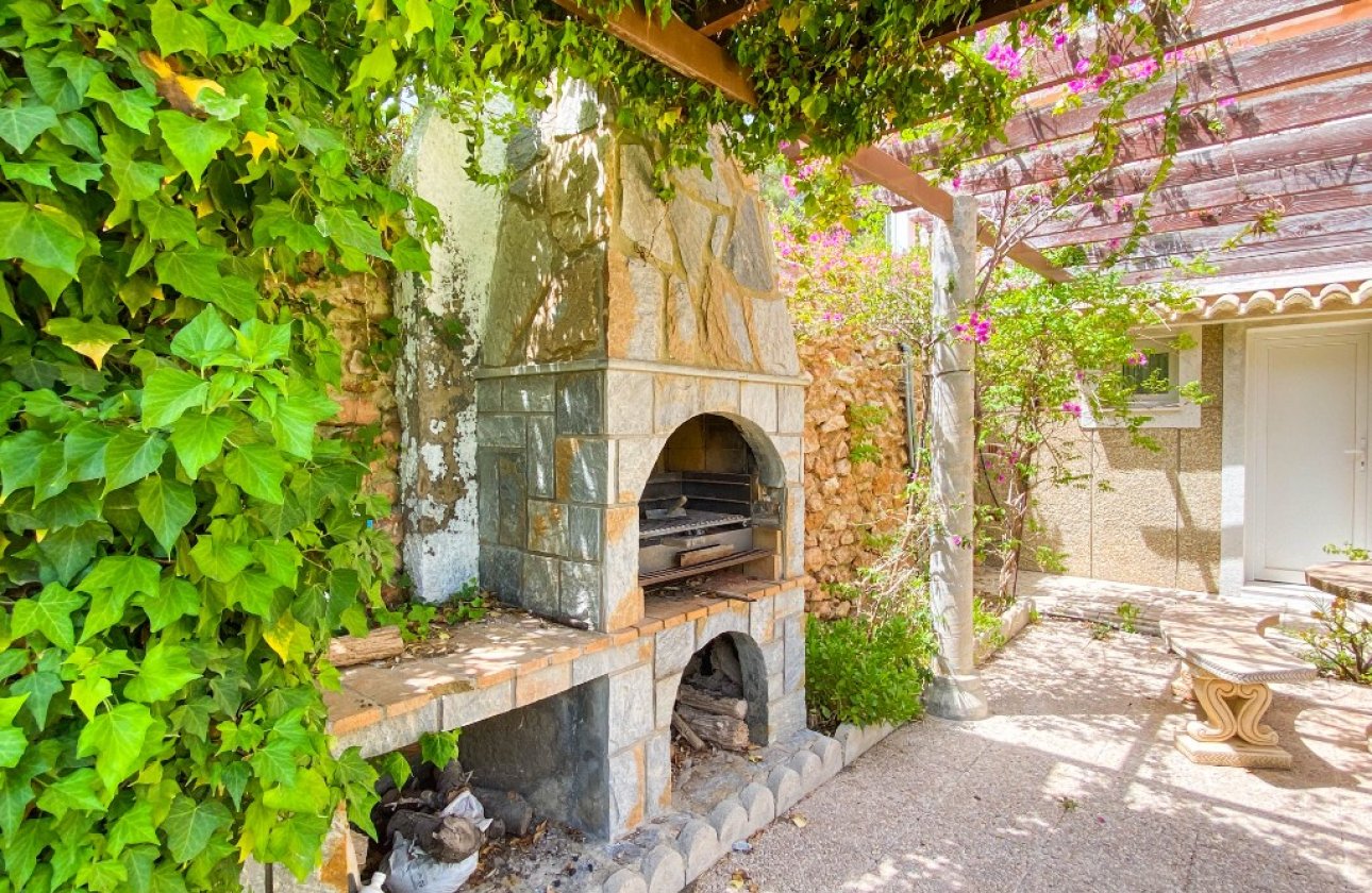 Resale - Villa - Orihuela Costa - Villamartin