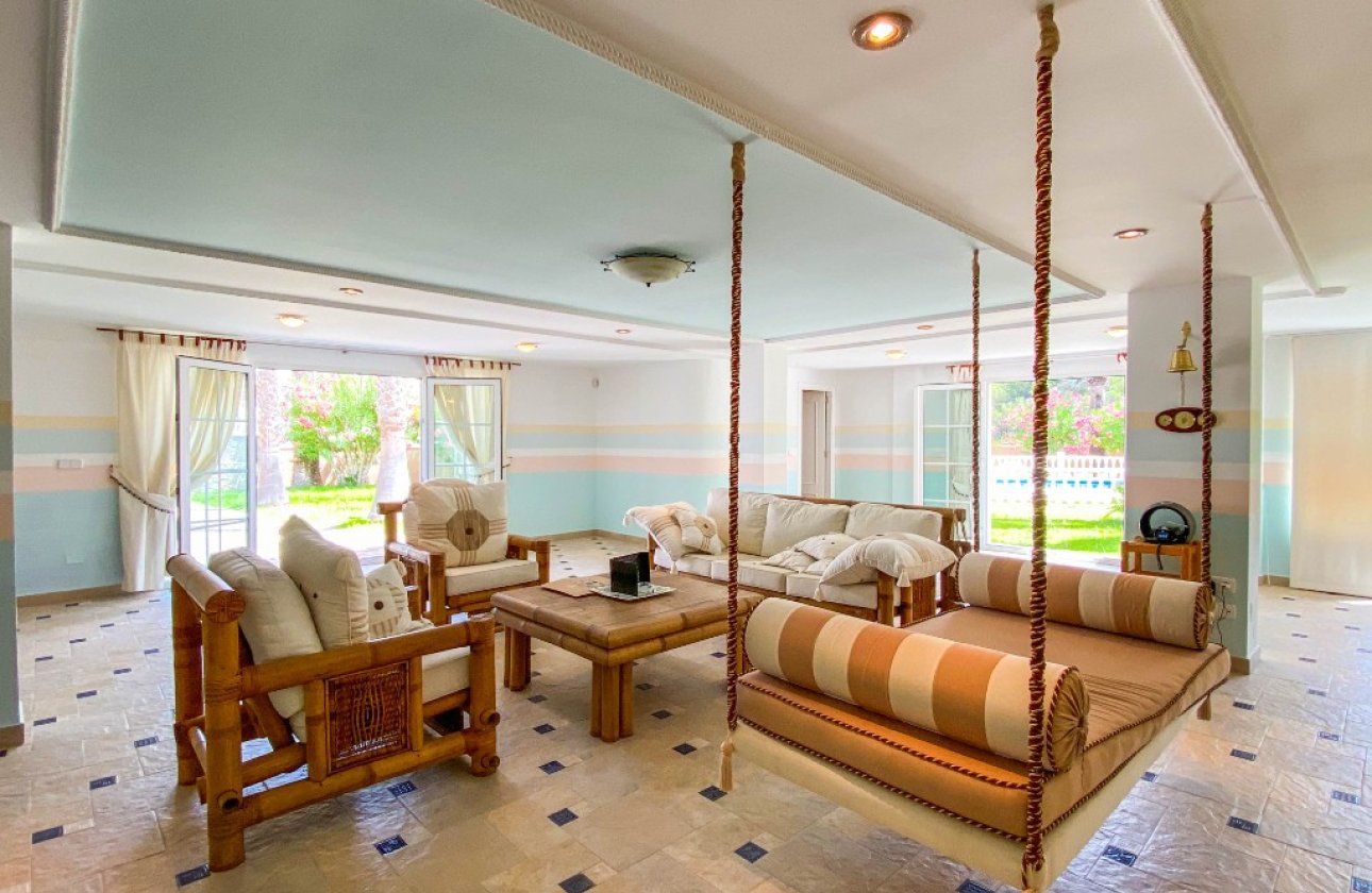 Resale - Villa - Orihuela Costa - Villamartin