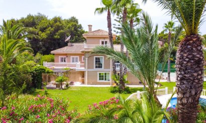 Resale - Villa - Orihuela Costa - Villamartin