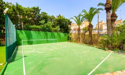 Resale - Villa - Orihuela Costa - Villamartin