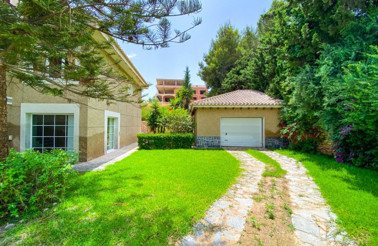 Resale - Villa - Orihuela Costa - Villamartin