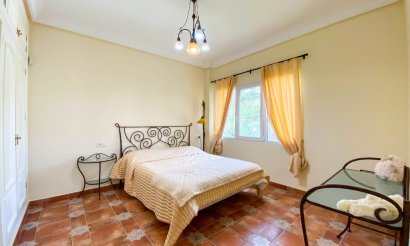 Resale - Villa - Orihuela Costa - Villamartin