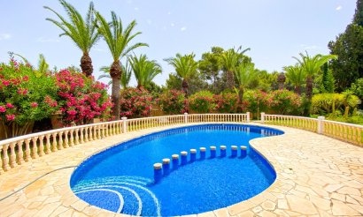 Resale - Villa - Orihuela Costa - Villamartin