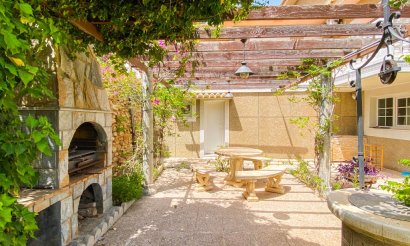 Resale - Villa - Orihuela Costa - Villamartin