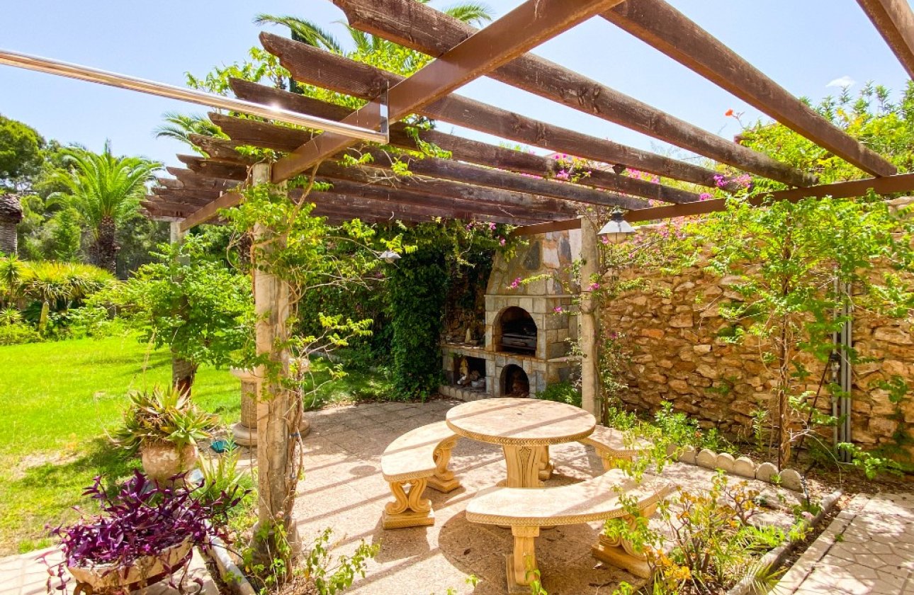 Resale - Villa - Orihuela Costa - Villamartin