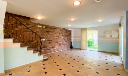Resale - Villa - Orihuela Costa - Villamartin
