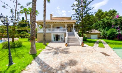 Resale - Villa - Orihuela Costa - Villamartin