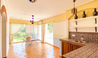 Resale - Villa - Orihuela Costa - Villamartin