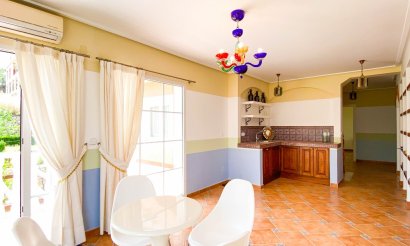 Resale - Villa - Orihuela Costa - Villamartin