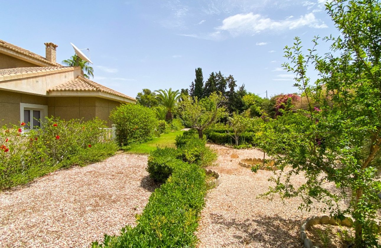 Resale - Villa - Orihuela Costa - Villamartin