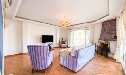 Resale - Villa - Orihuela Costa - Villamartin