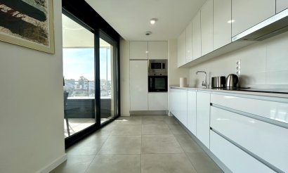 Resale - Apartment / flat - Dehesa de Campoamor - Campoamor