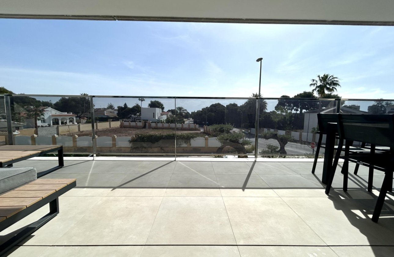 Resale - Apartment / flat - Dehesa de Campoamor - Campoamor