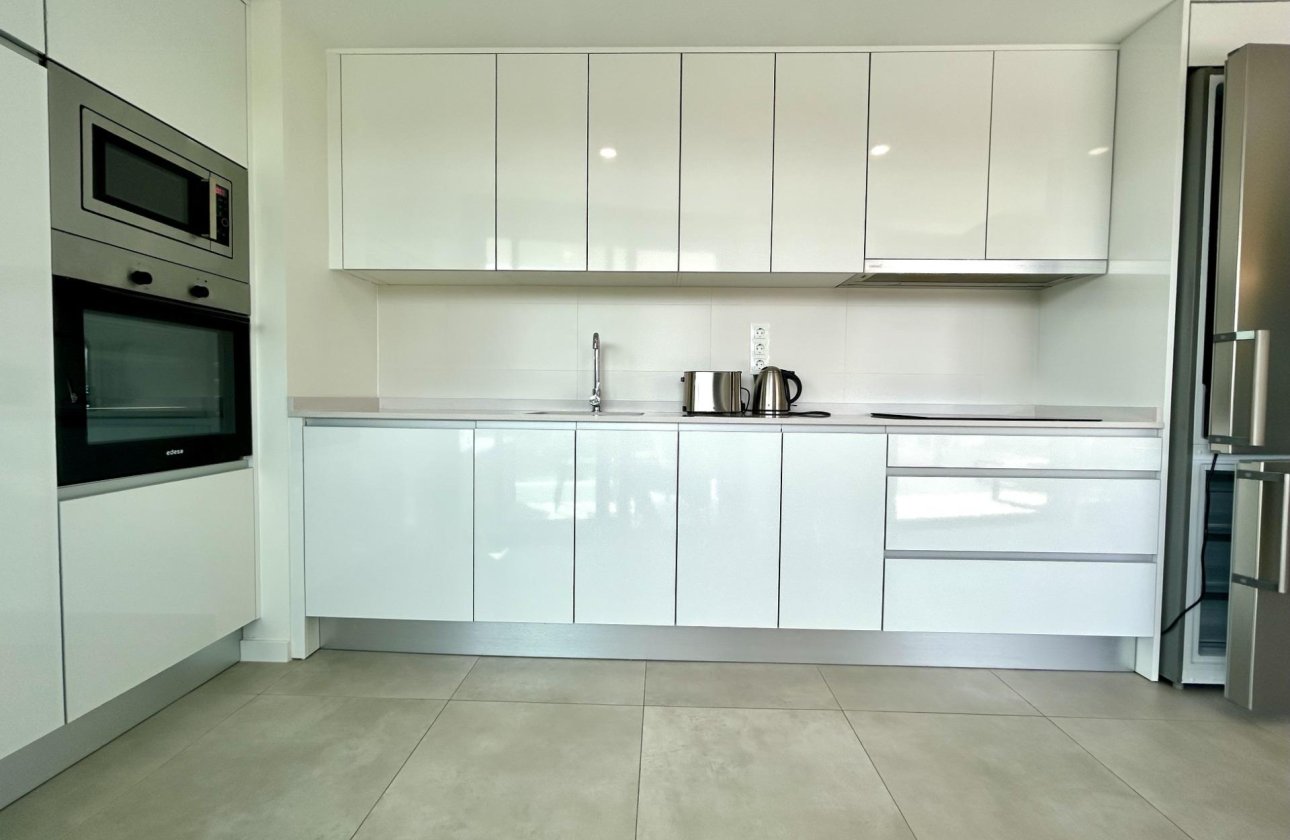 Resale - Apartment / flat - Dehesa de Campoamor - Campoamor