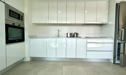 Resale - Apartment / flat - Dehesa de Campoamor - Campoamor