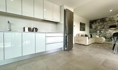 Resale - Apartment / flat - Dehesa de Campoamor - Campoamor