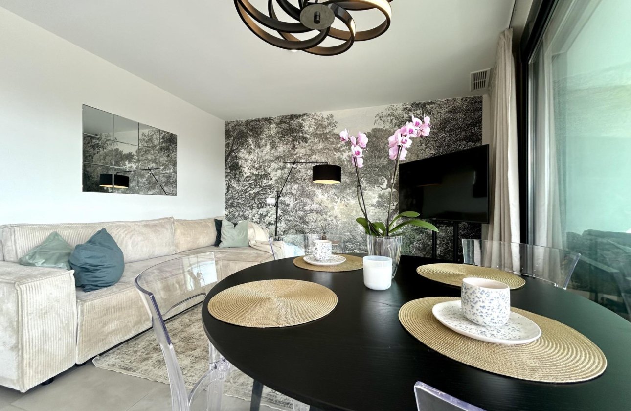 Resale - Apartment / flat - Dehesa de Campoamor - Campoamor