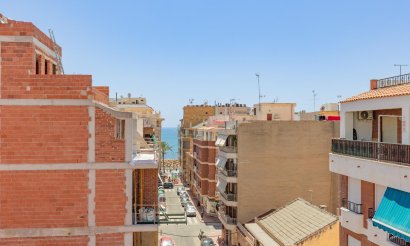 Resale - Apartment / flat - Torrevieja - Playa del cura