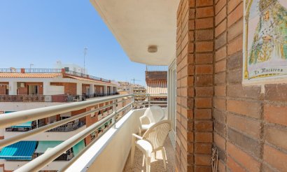 Resale - Apartment / flat - Torrevieja - Playa del cura