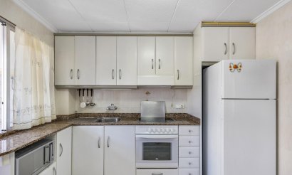 Resale - Apartment / flat - Torrevieja - Playa del cura